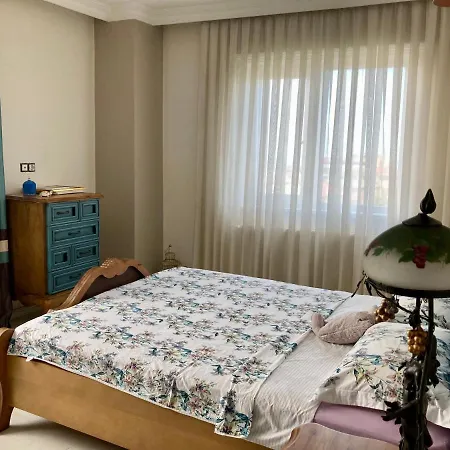 Apartment Isra